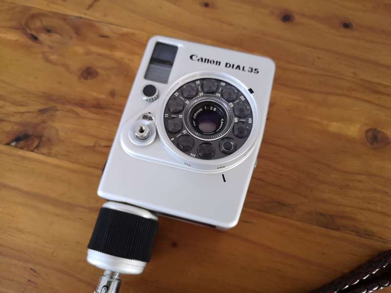 Canon Dial 35 half frame 35mm film camera