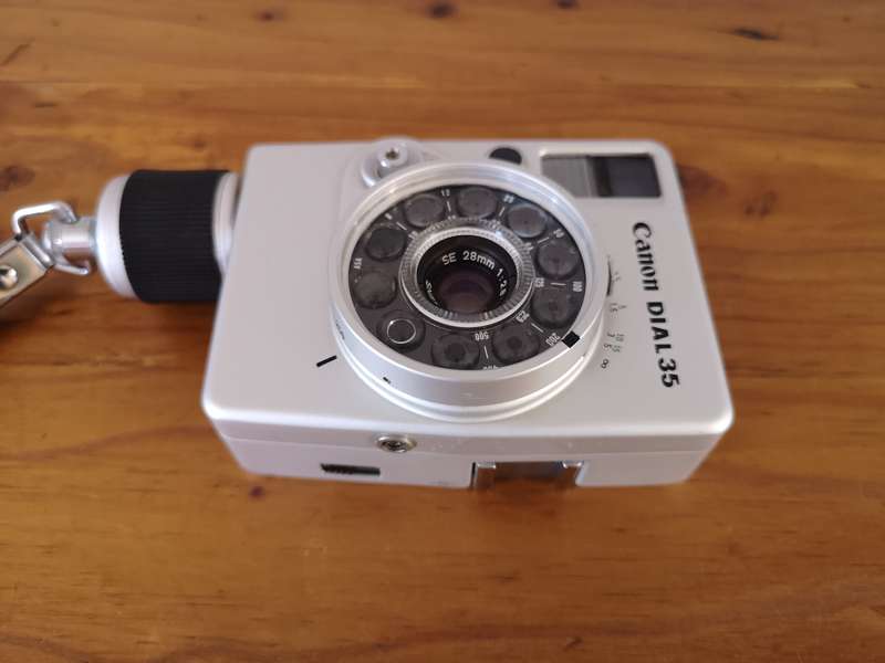 Canon Dial 35 half frame 35mm film camera
