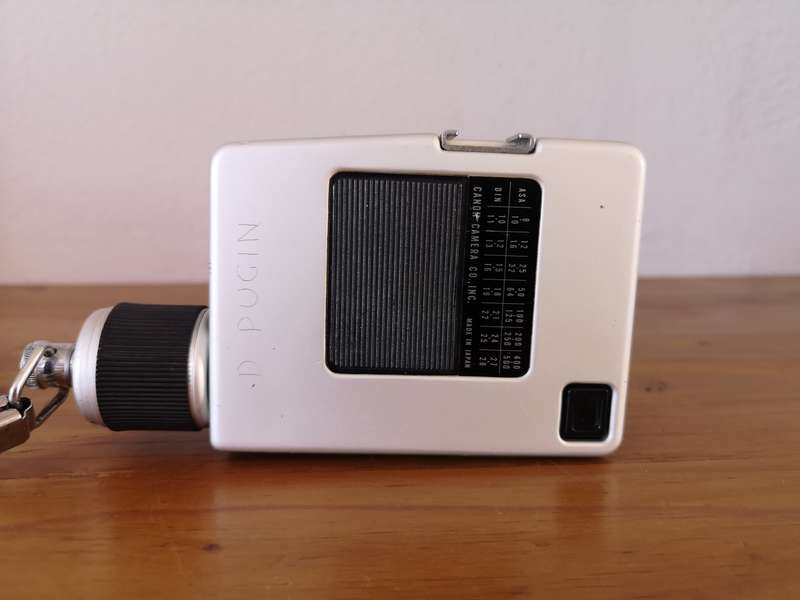 Canon Dial 35 half frame 35mm film camera
