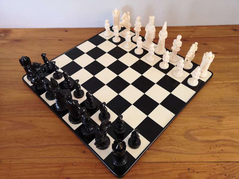 Vintage German Von Furstenberg style weighted plastic chess set