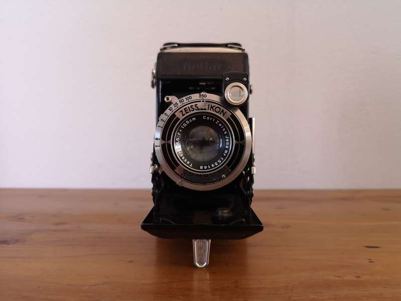 Zeiss Ikon Nettar 515/2 medium format 6x9 camera *Tessar lens*