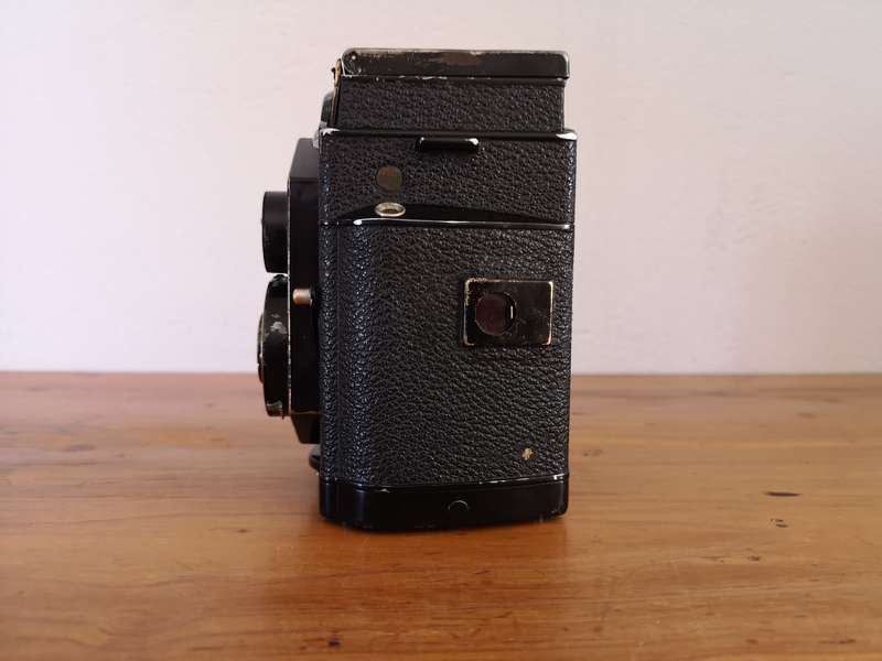 Rare Art-deco Zeiss Ikoflex 850/16 medium format TLR camera *first version*