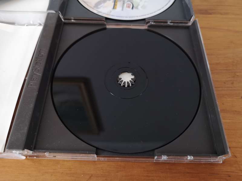 x2 Sony PS1 original games