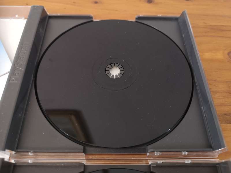 x2 Sony PS1 original games