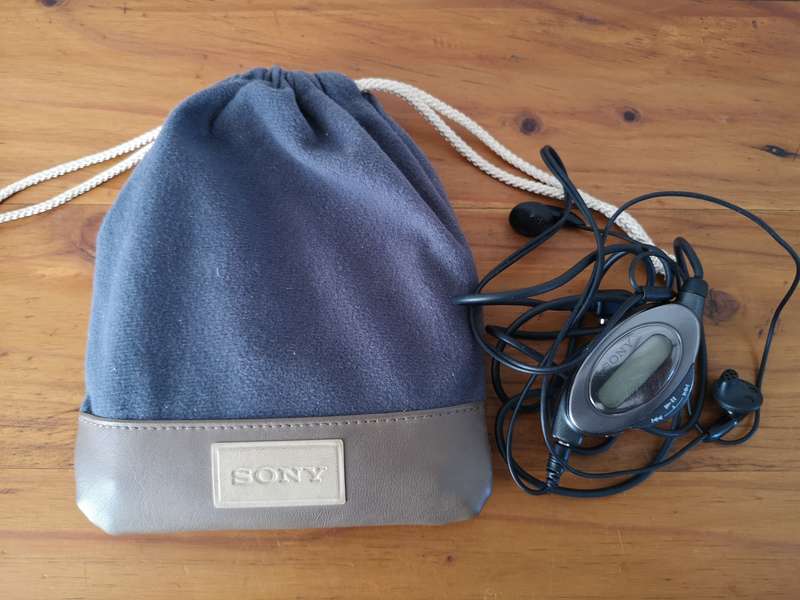 Sony CD Walkman D-E505