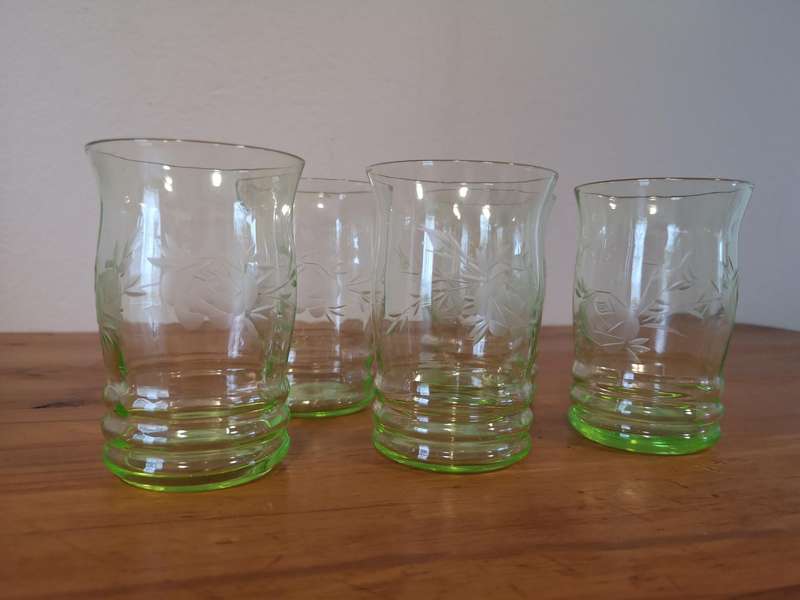 Set of five Uranium drinking glasses