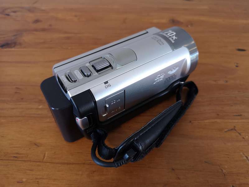 Sony DCR-SX65E digital compact camcorder