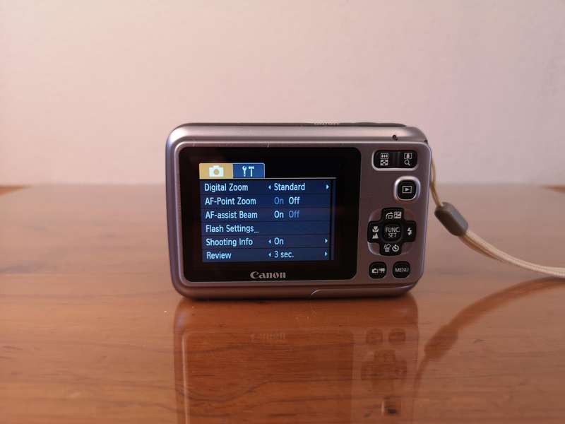 Canon PowerShot A490 digital compact camera