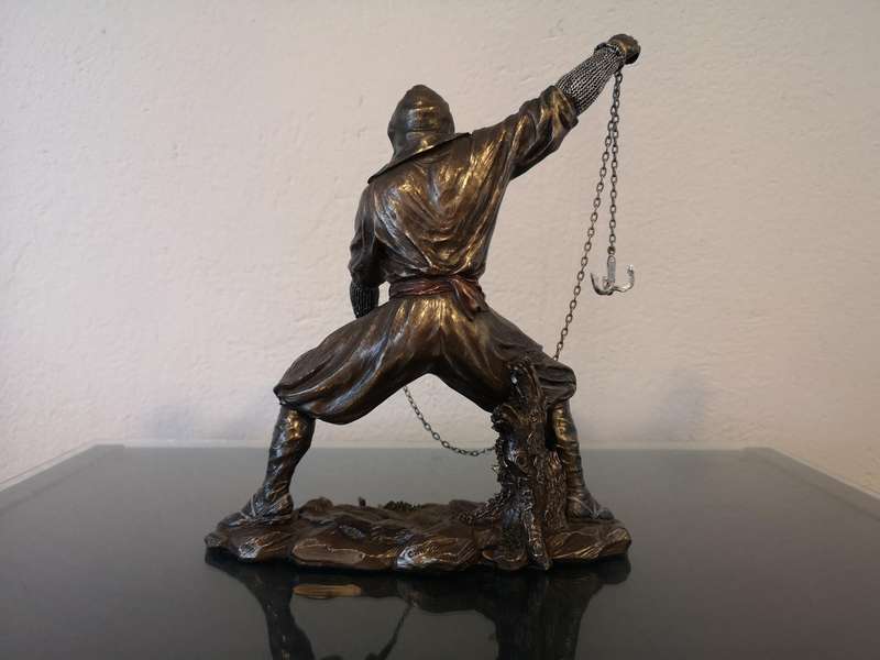 Collectible Veronese design 6 1/4 Inch Japanese figurine