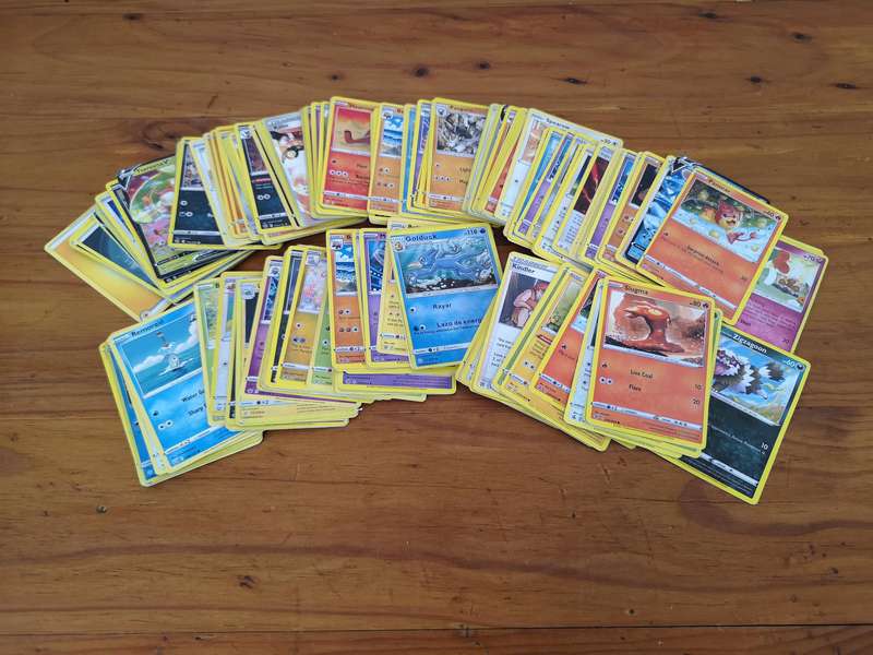 Pokemon cards job lot