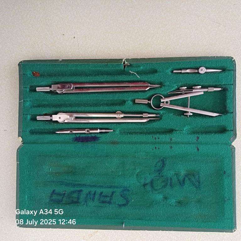 Vintage drawing set