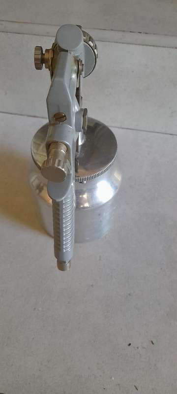 Paint spray gum aluminium pot