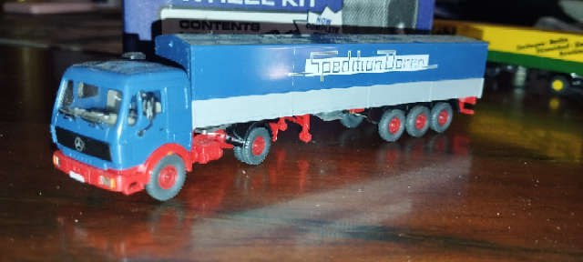Wiking Mercedes Benz Lorry - Spedition Dohren - 1/87 Scale