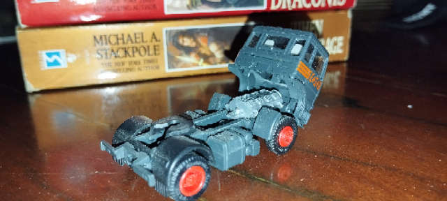 Iveco Rig - Possibly Herpa - 1/87 Scale
