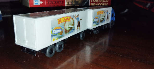 Wiking Iveco Truck & Trailer - Milkana - 1/87 Scale