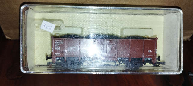 Trix International DB Middle Door Wagon with Coal Load - HO Scale
