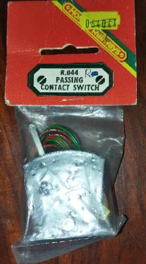 Hornby Passing Contact Switch R.044 - OO Scale