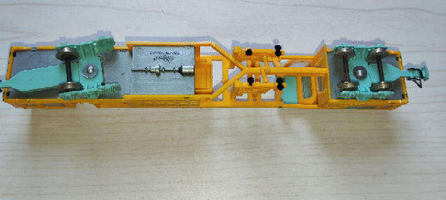 Liliput Plasser Theurer Tamping Machine - HO Scale - INCOMPLETE