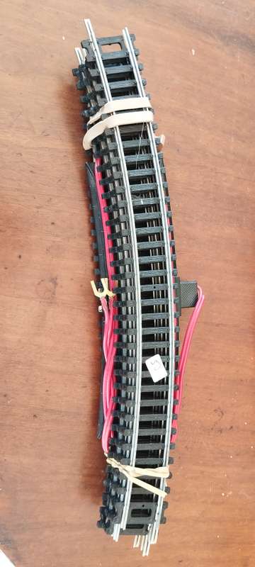Bachmann 5 x Assorted Rails - HO