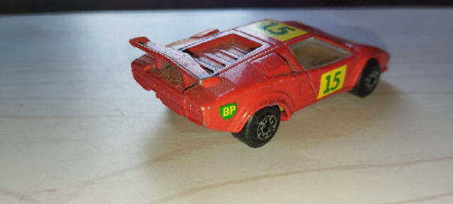 Matchbox Lamborghini Countach LP500S