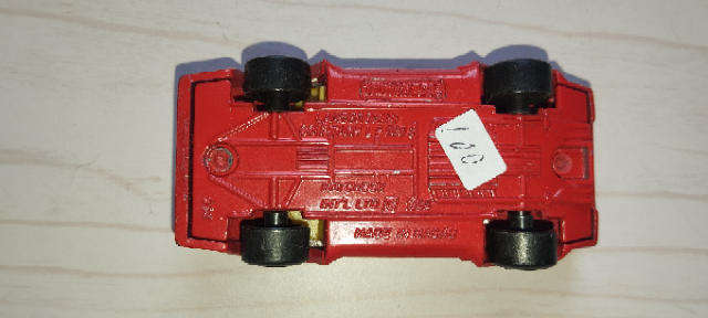 Matchbox Lamborghini Countach LP500S