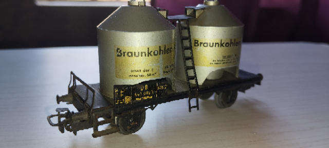 Märklin DB Cement Silo Wagon - HO Scale