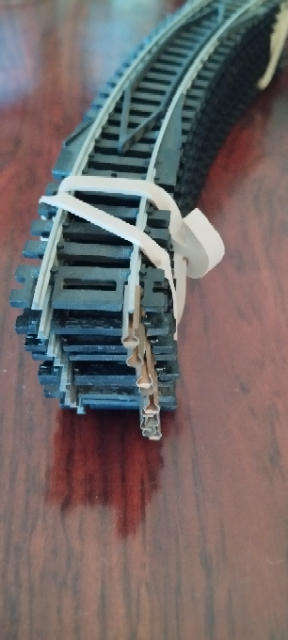 Lima 10 x 36 Degree Curve Rails Including Rerailer Rail - HO