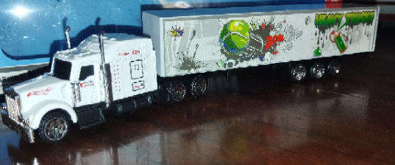 T.NA - American Big Rig Lorry - Tennis Ball Graffiti Theme - 1/87 Scale