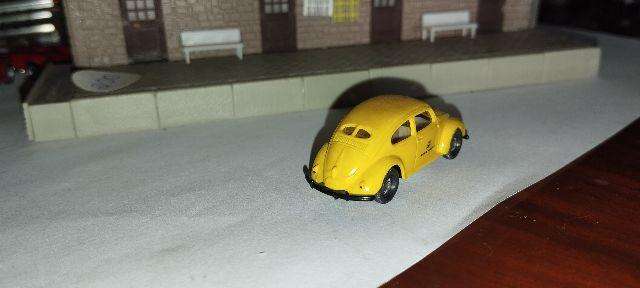 Wiking Volkswagen 1300 Beetle - Deutsche Post - 1/87 Scale