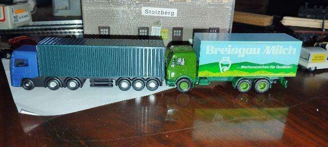 Container Lorry - Static Resin Model - Nominally 1/87 to 1/100 Scale