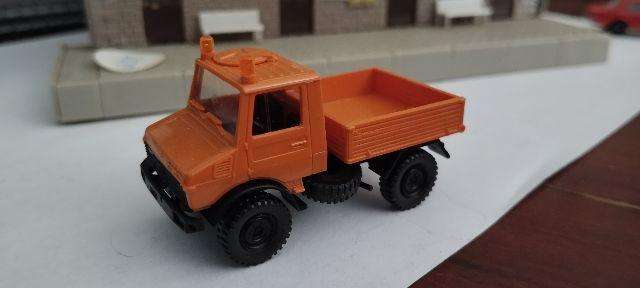 Roco Mercedes Benz Unimog - Short Wheel Base - 1/87 Scale