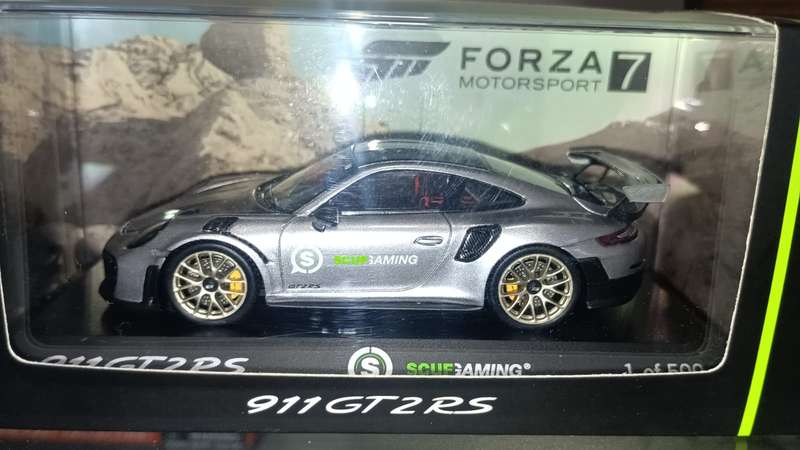 Scuf Forza Motorsports 7 Porsche 911 GT 2RS Xbox One Elite Wireless Controller