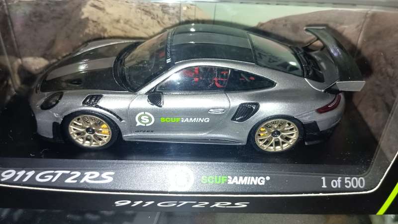 Scuf Forza Motorsports 7 Porsche 911 GT 2RS Xbox One Elite Wireless Controller