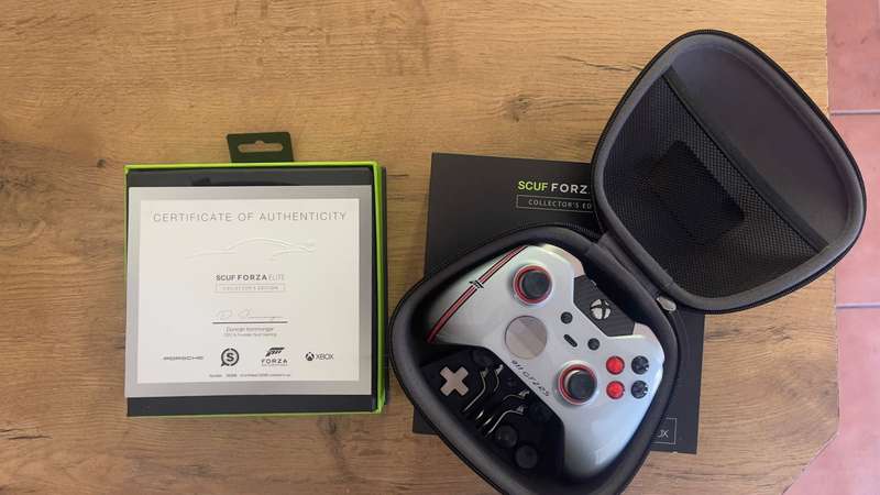 Scuf Forza Motorsports 7 Porsche 911 GT 2RS Xbox One Elite Wireless Controller