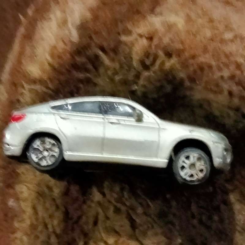 Model car 1 Maisto BMW X6 silver+1 Pawa R Clash green+Power Ranger Orange 1 wheel gone