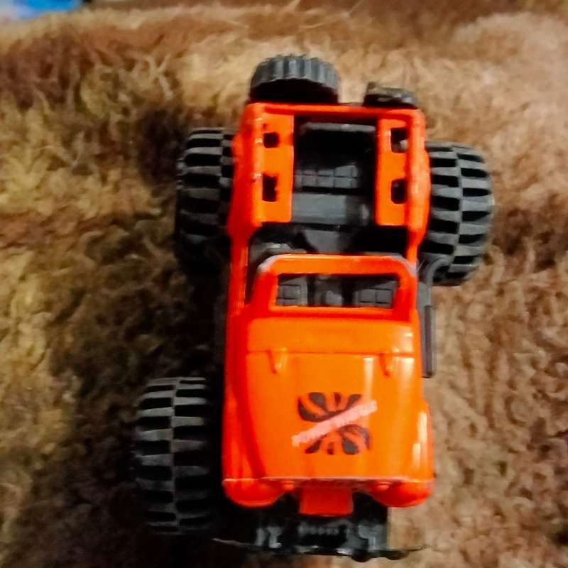 Model car 1 Maisto BMW X6 silver+1 Pawa R Clash green+Power Ranger Orange 1 wheel gone