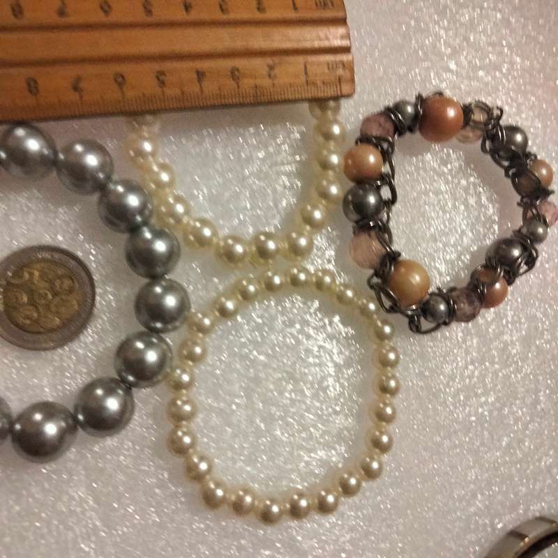 Bracelets 4 Stretch Faux Pearl 1 mix colours peach pink silver tone metal+2 cream 1 silver mix size