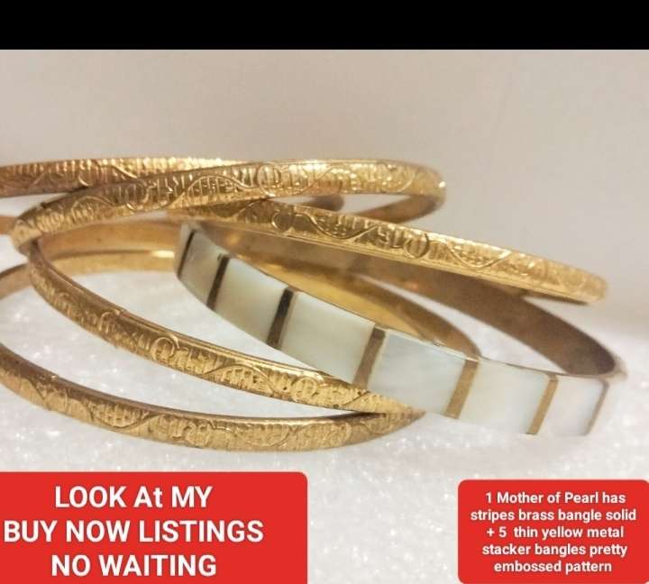 6 Bangles 1 Mother of Pearl brass stripe 5 thin stacker bangles yellow metal embossed pattern pretty