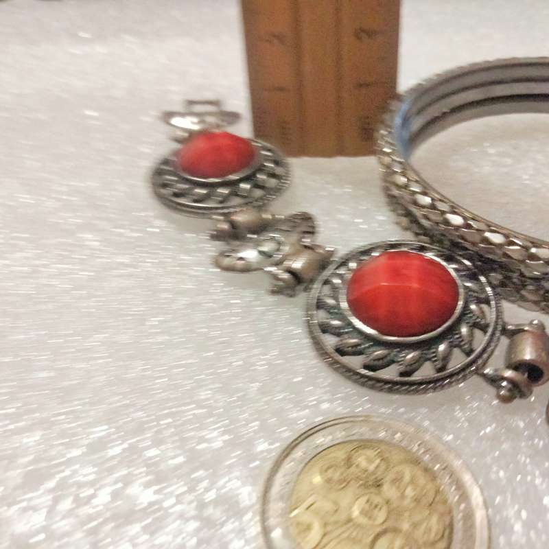 4 -3 Bangles solid snake pattern silver tone metal+ Bracelet round links cut faceted red synthetic s