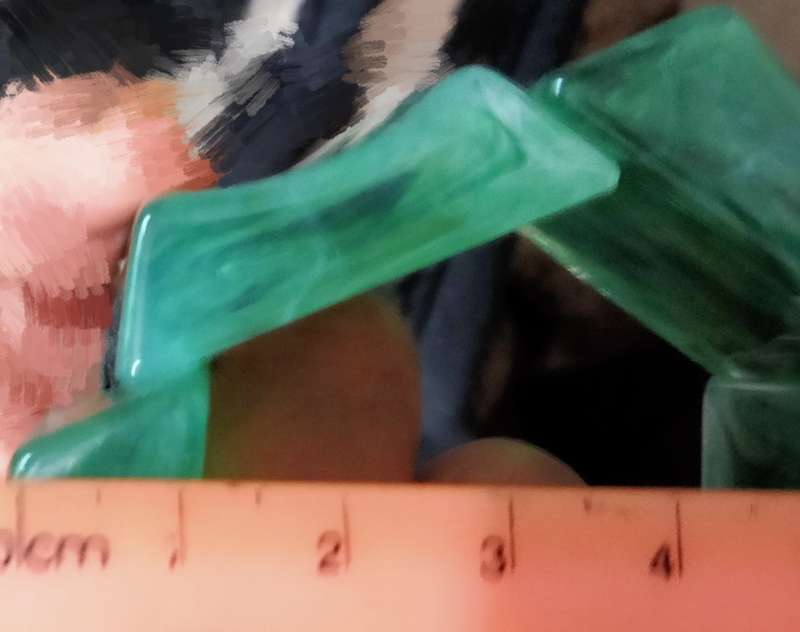 Absolutely STUNNING Bangle swirl marble Jade green Lucite 6 large squares stretch black elastic