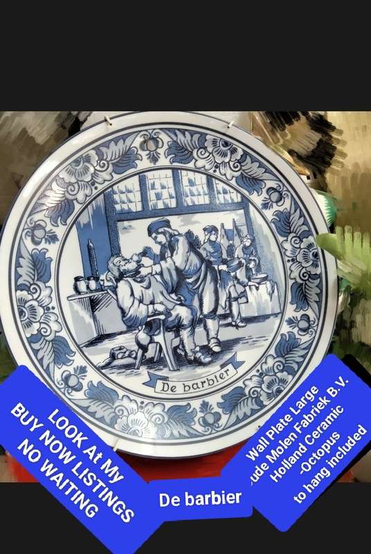 De Barbier-Delft Wall plate 26 cm+Octopus  Oude Molen Fabriek B.V. M Holland