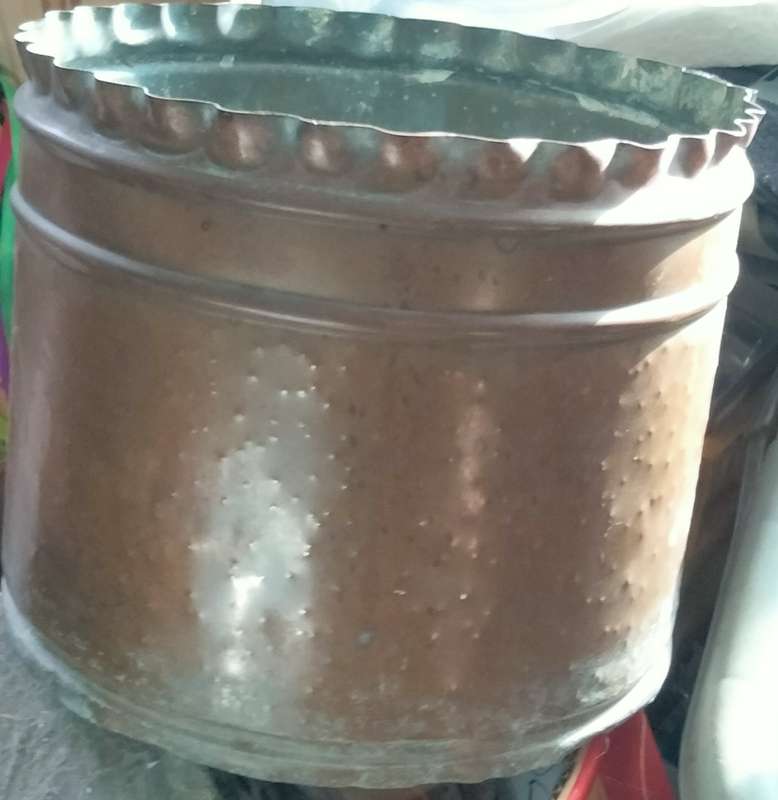 1 Vintage Copper hand beaten large Planter Top edge crimp design showing ware