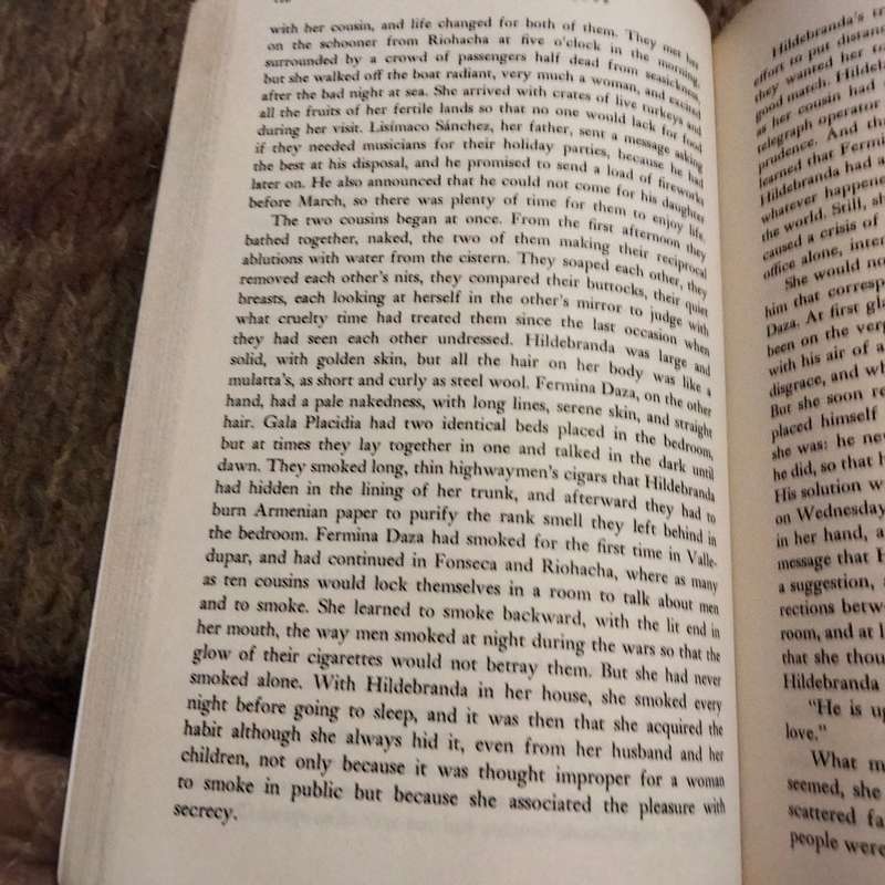 Love in the time of Cholera PB 1988 soft cover Pre-owned