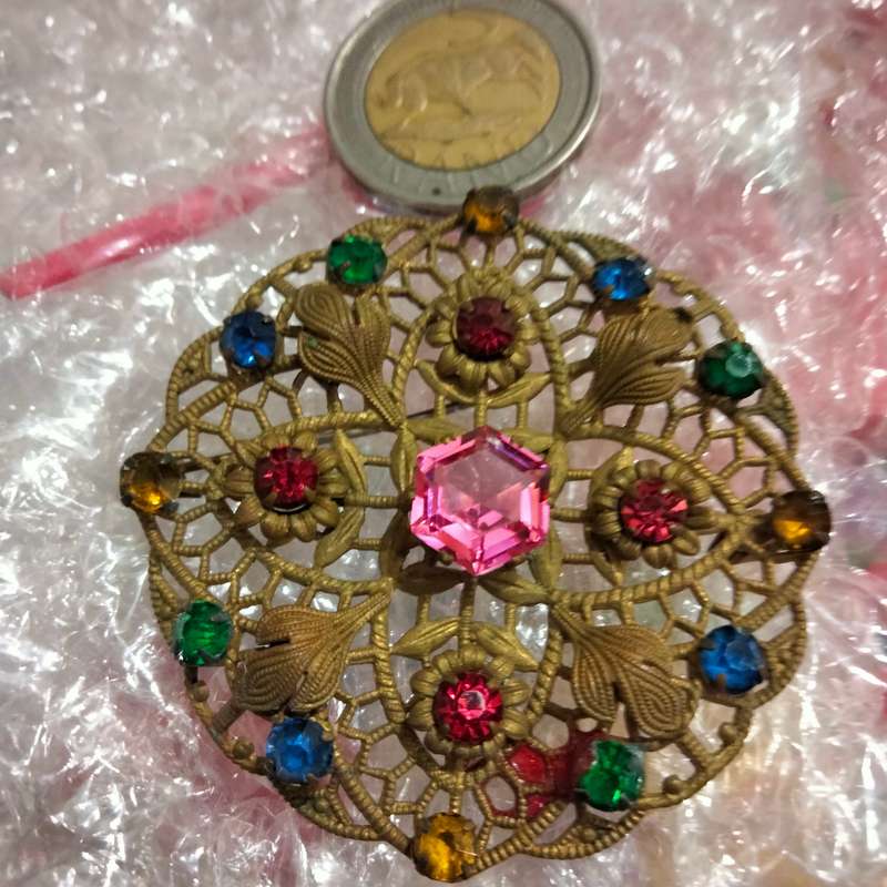 Brooch - Czechoslavakian Filigree gilt metal Rhinestones Pink central smaller green blue red amber
