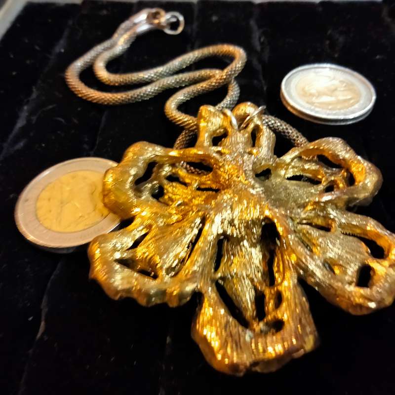 Necklace pendant  Large flower+black small Rhinestones + faux pearls added spring rings +snake chain