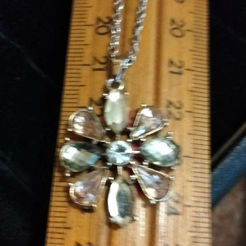 Necklace Crystals Flour synthetic Petals colourful palette - setting gold tone