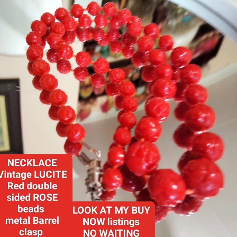 Necklace Vintage LUCITE Red Rose on each side of bead barrel clasp