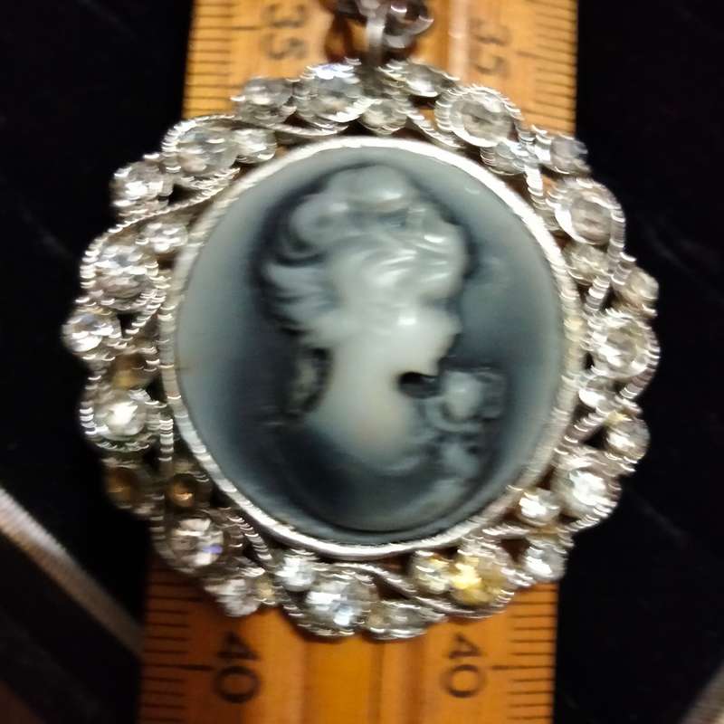 Necklace -Vtg West Germany Cameo Pendant Crystals composite + Silver tone chain