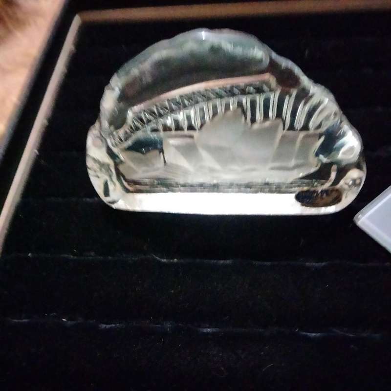 Paperweight Bohemian Crystal Glass Sydney Opera House+ Bridge Etched - Original label- Chips l
