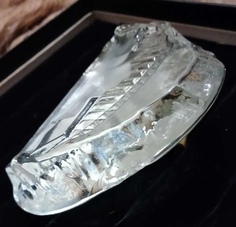 Paperweight Bohemian Crystal Glass Sydney Opera House+ Bridge Etched - Original label- Chips l